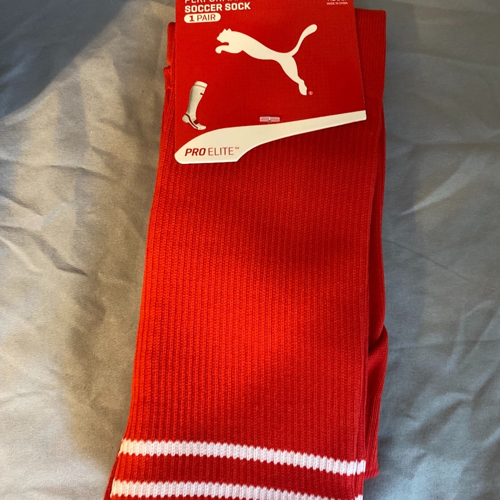PUMA Red & White Performance Pro Elite Soccer Sock 1 Pair Size 3 Adult NWT